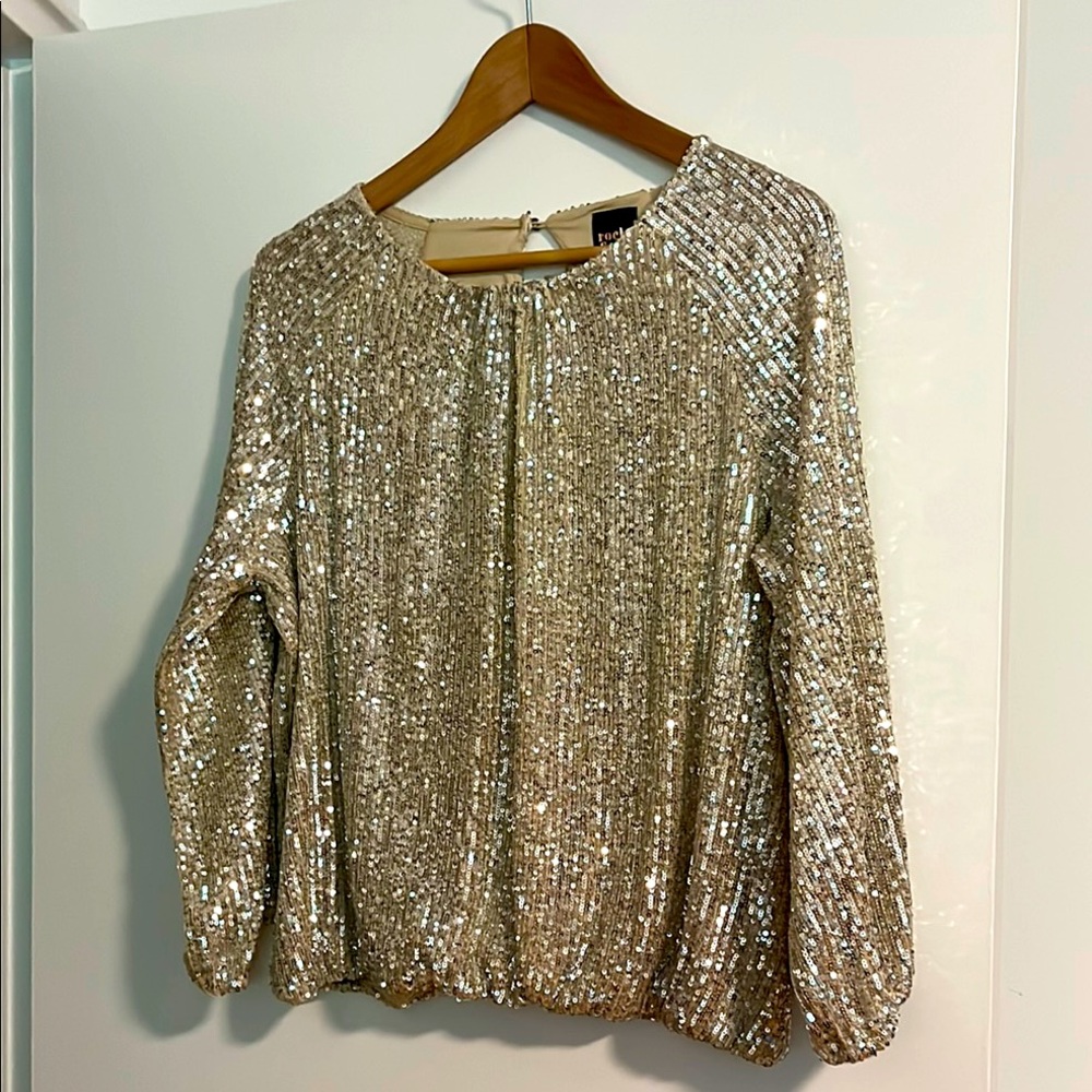 Reitmans Gold Sequin Relaxed Blouse